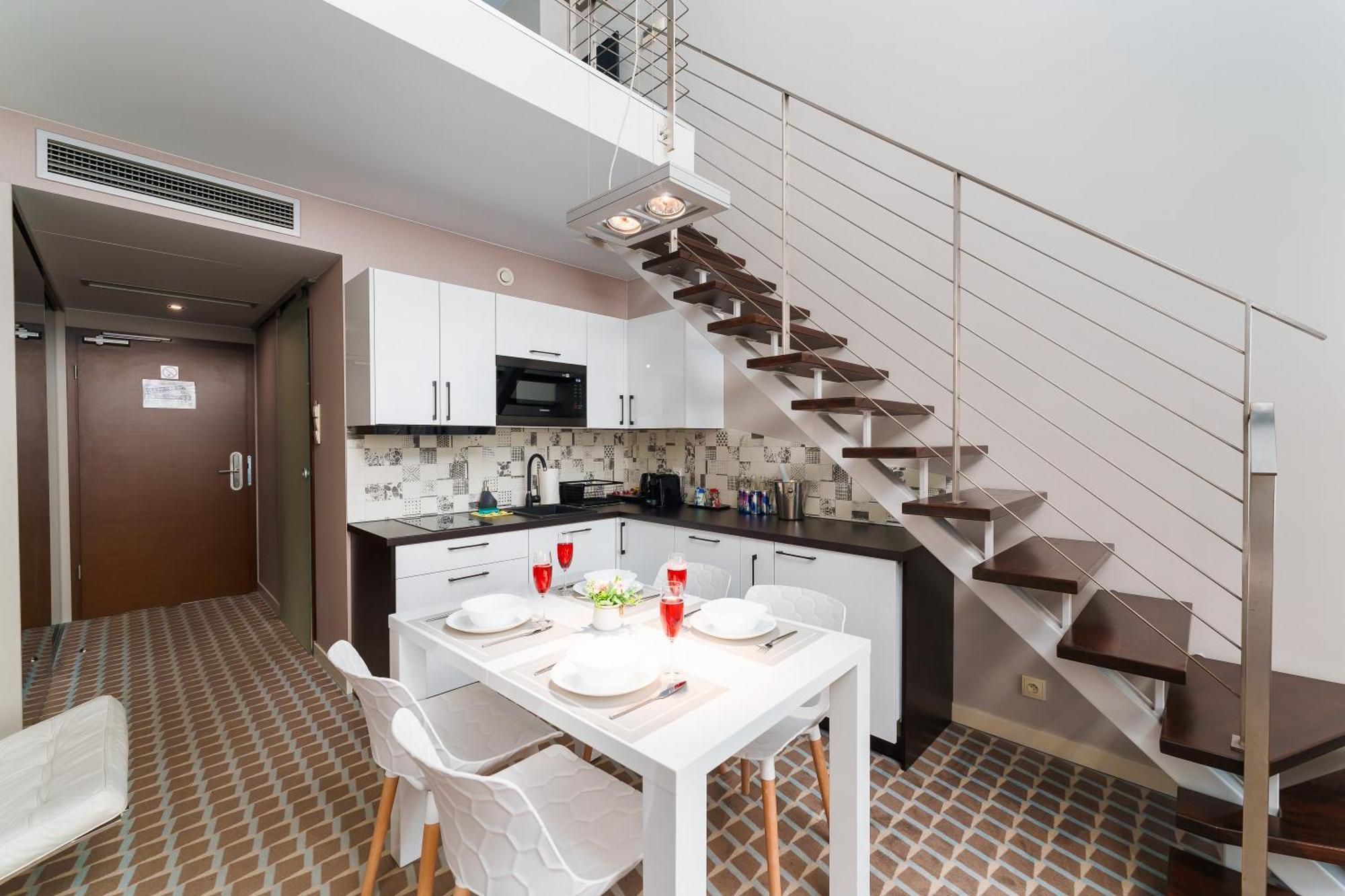 One-Bedroom Apartment Sea View